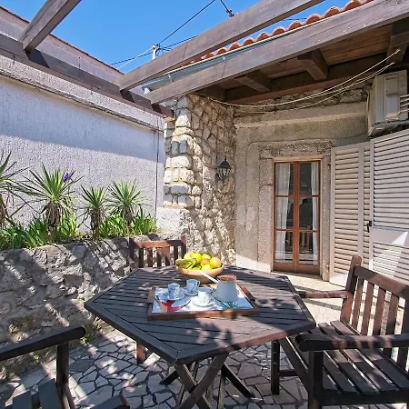 Holiday home Charming Stone House Selce